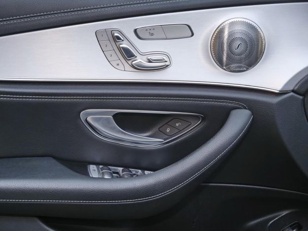 Mercedes-Benz E 400 d 4M T AMG Distronic Burmester 360° AHK