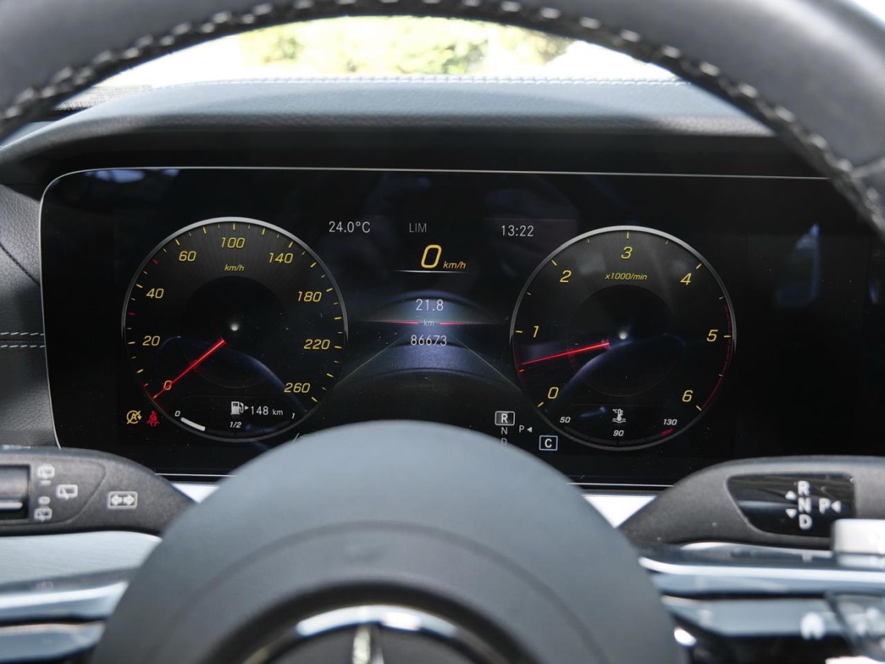 Mercedes-Benz E 400 d 4M T AMG Distronic Burmester 360° AHK