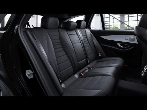 Mercedes-Benz E 400 d 4M T AMG Distronic Burmester 360° AHK