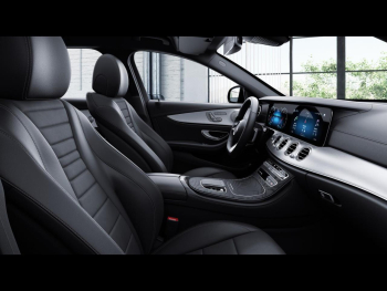 Mercedes-Benz E 400 d 4M T AMG Distronic Burmester 360° AHK