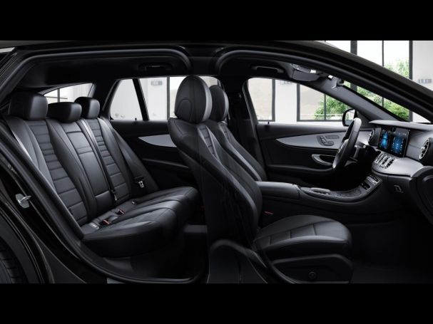 Mercedes-Benz E 400 d 4M T AMG Distronic Burmester 360° AHK