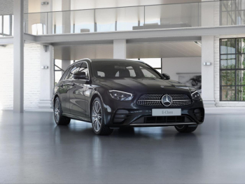 Mercedes-Benz E 400 d 4M T AMG Distronic Burmester 360° AHK