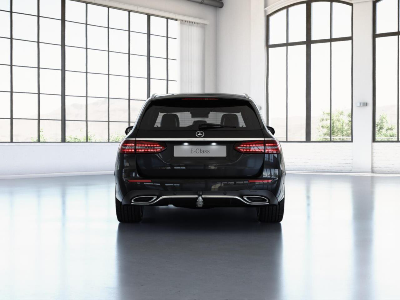 Mercedes-Benz E 400 d 4M T AMG Distronic Burmester 360° AHK