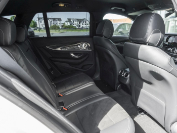 Mercedes-Benz E 400 d 4M T AMG Night Distronic+ 360° AHK