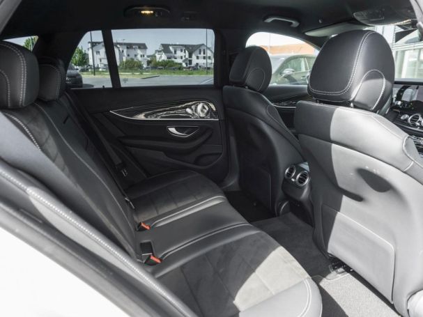 Mercedes-Benz E 400 d 4M T AMG Night Distronic+ 360° AHK