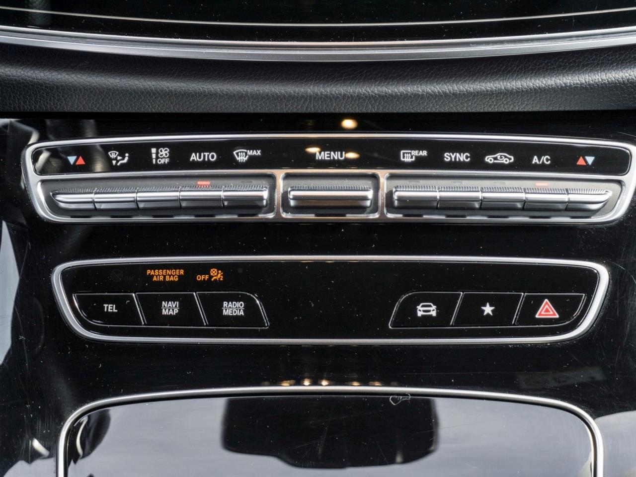 Mercedes-Benz E 400 d 4M T AMG Night Distronic+ 360° AHK