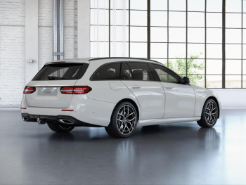 Mercedes-Benz E 400 d 4M T AMG Night Distronic+ 360° AHK