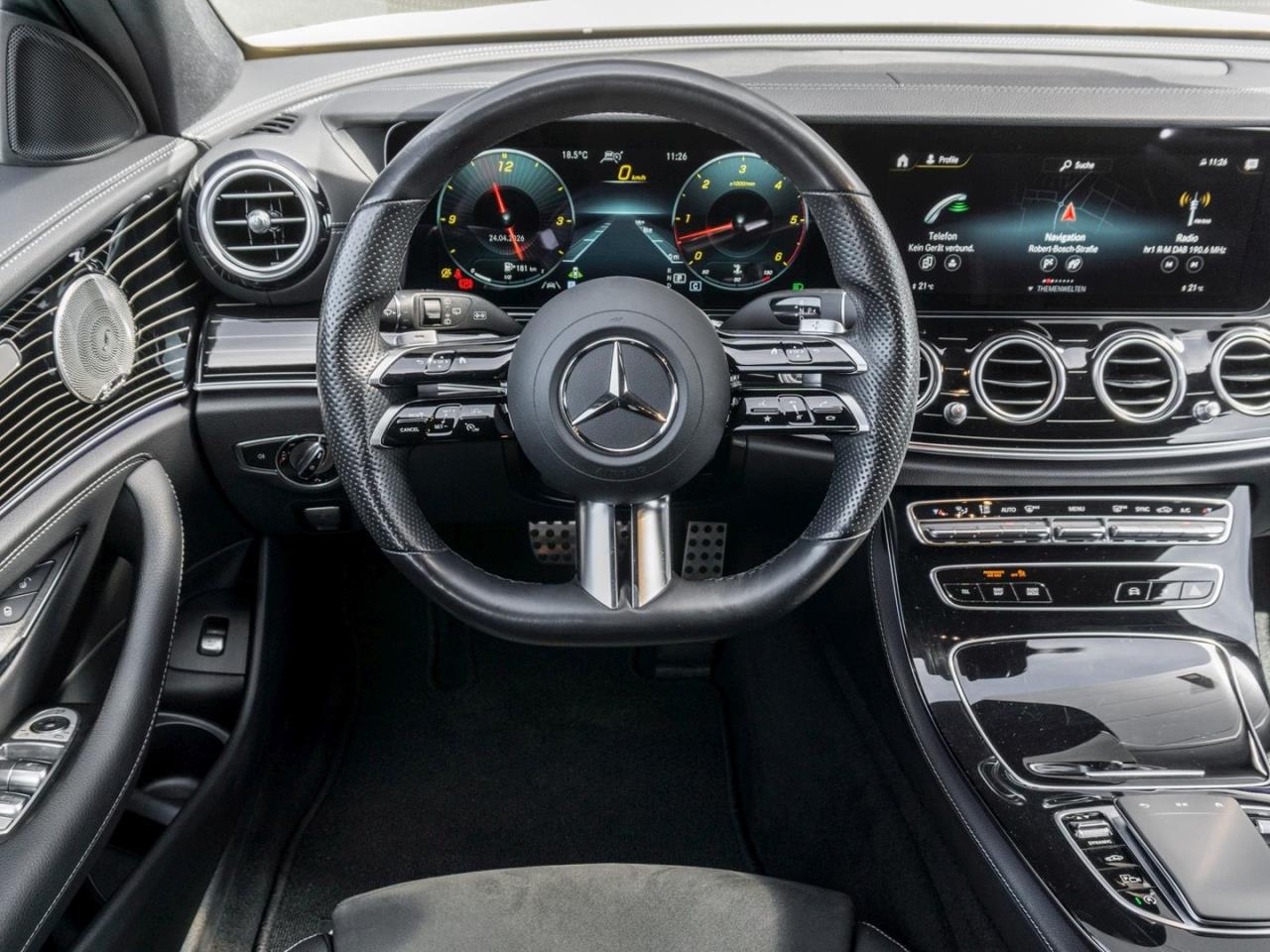 Mercedes-Benz E 400 d 4M T AMG Night Distronic+ 360° AHK