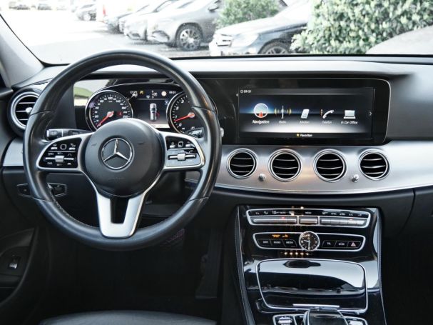 Mercedes-Benz E 450 4M T AMG Night Distronic+ Kamera EasyPack