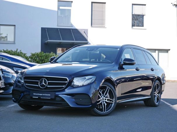 Mercedes-Benz E 450 4M T AMG Night Distronic+ Kamera EasyPack