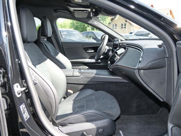 Mercedes-Benz E 200 T AMG Night Distronic KeylessGo Kamera