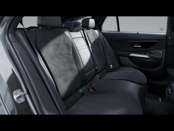Mercedes-Benz E 220 d T AMG Night Panorama Distronic 360° AHK