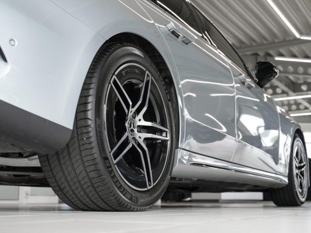 Mercedes-Benz E 220 d T AMG Night Distronic Memory 360° AHK