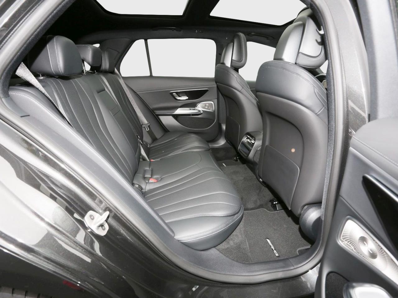 Mercedes-Benz E 220 d T-Modell AMG Night Panorama AHK 360°
