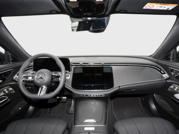 Mercedes-Benz E 220 d T-Modell AMG Night Panorama AHK 360?