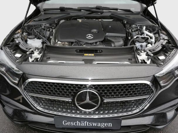 Mercedes-Benz E 220 d T-Modell AMG Night Panorama AHK 360?