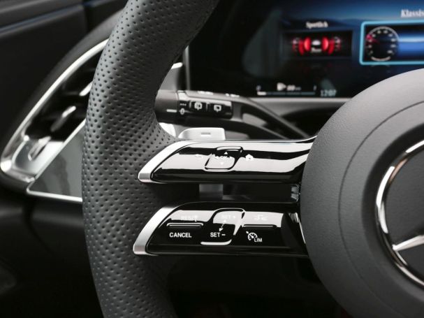 Mercedes-Benz E 220 d T-Modell AMG Night Panorama AHK 360°