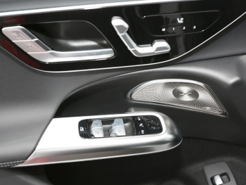Mercedes-Benz E 220 d T-Modell AMG Night Panorama AHK 360?