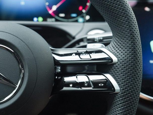 Mercedes-Benz E 220 d T-Modell AMG Night Panorama AHK Distronic