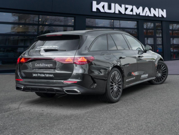 Mercedes-Benz E 220 d T-Modell AMG Night Panorama AHK Distronic