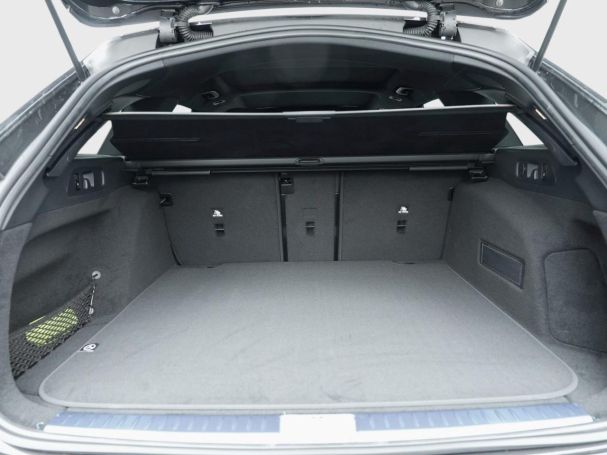 Mercedes-Benz E 220 d T-Modell AMG Night Panorama AHK Distronic