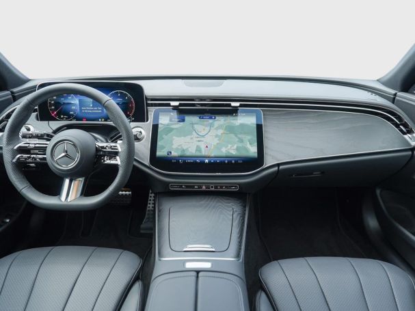 Mercedes-Benz E 220 d T-Modell AMG Night Panorama Distronic