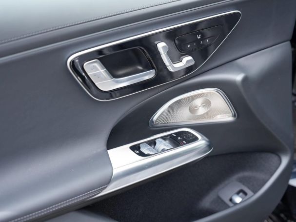 Mercedes-Benz E 220 d T-Modell AMG Night Panorama Distronic