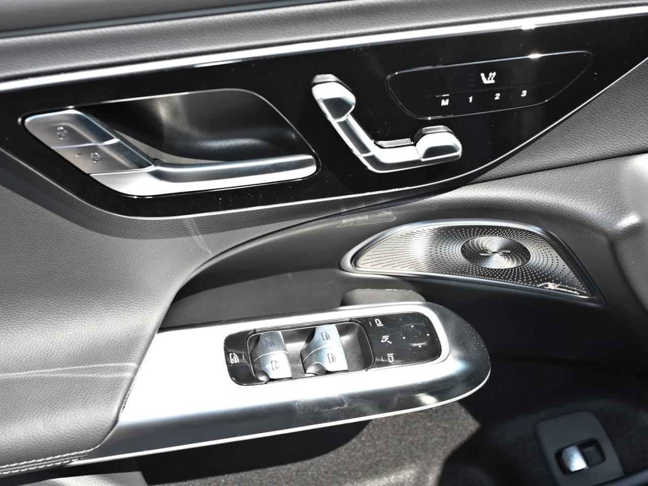 Mercedes-Benz E 220 d T-Modell AMG Night Distronic Panorama