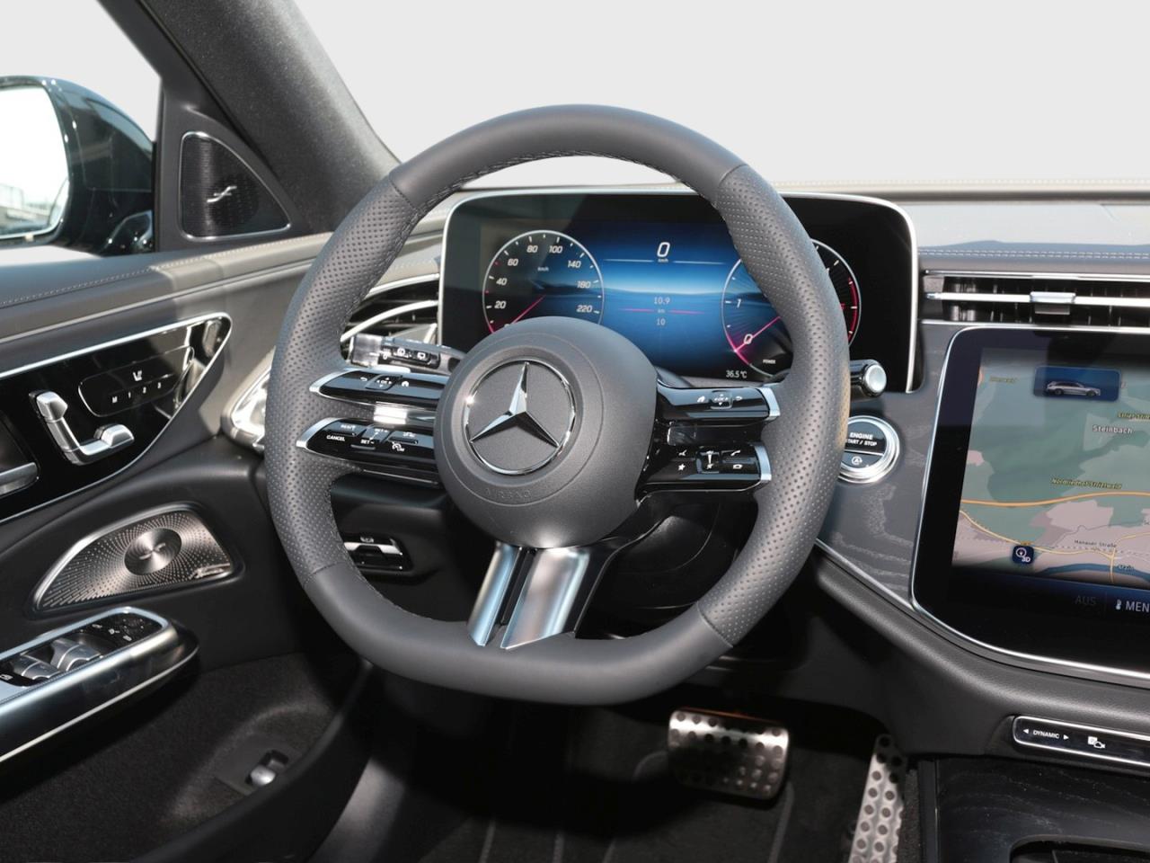 Mercedes-Benz E 220 d T-Modell AMG Night Distronic Panorama