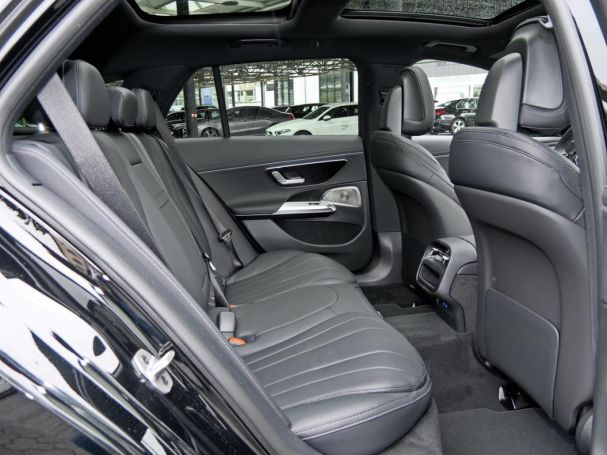 Mercedes-Benz E 220 d T-Modell AMG Night Panorama Distronic