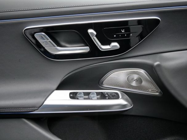 Mercedes-Benz E 220 d T-Modell AMG Night Panorama Distronic
