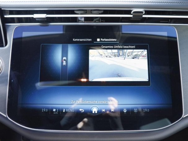 Mercedes-Benz E 220 d T AMG Night Panorama Distronic Kamera AHK