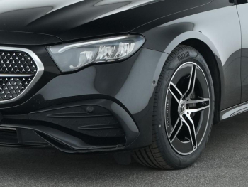 Mercedes-Benz E 220 d T AMG Night Panorama Distronic Kamera AHK