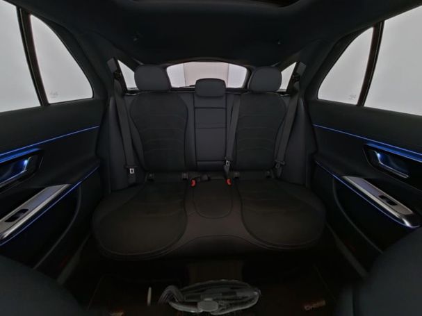Mercedes-Benz E 220 d T AMG Night Panorama Distronic Kamera AHK