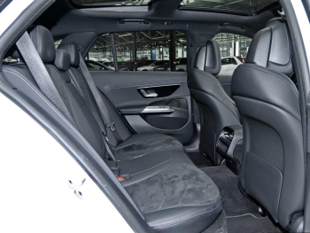 Mercedes-Benz E 220 d T AMG Night Distronic Panorama Totwinkel