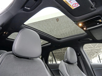 Mercedes-Benz E 220 d T AMG Night Distronic Panorama Totwinkel