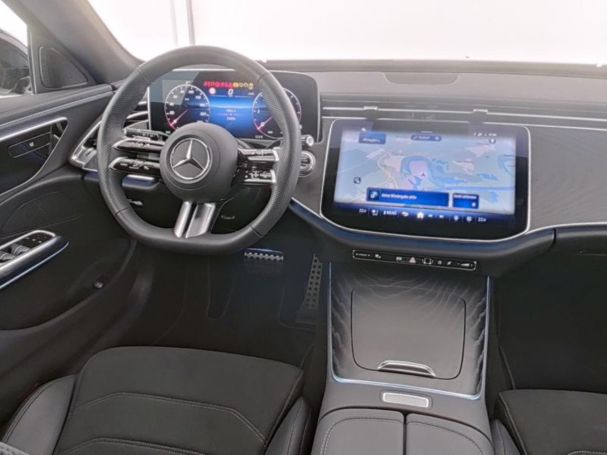 Mercedes-Benz E 220 d T AMG Night Distronic Panorama Totwinkel