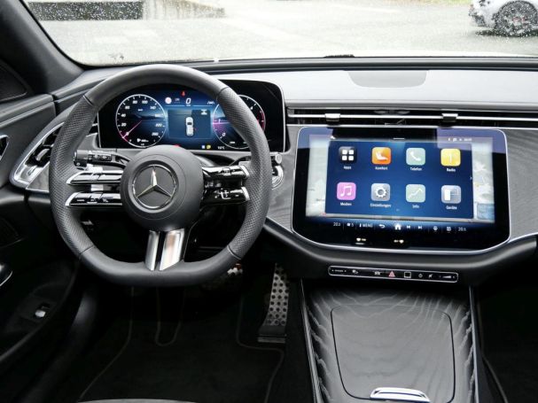 Mercedes-Benz E 220 d T AMG Night Distronic Panorama Totwinkel