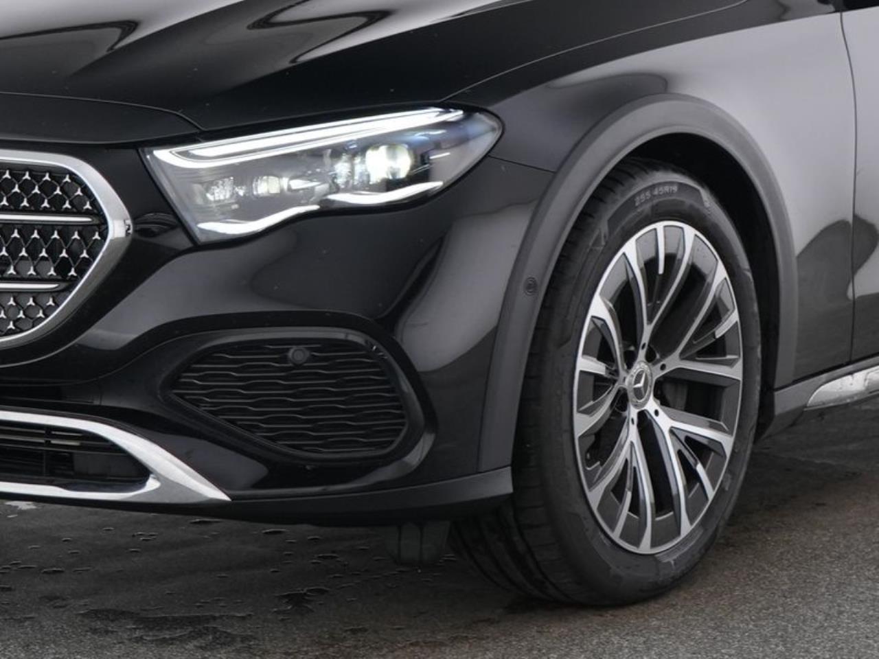 Mercedes-Benz E 300 de 4M T All-Terrain Avantgarde Distronic