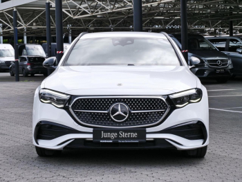 Mercedes-Benz E 300 de 4M T AMG Night Distronic 360° NP 90.101