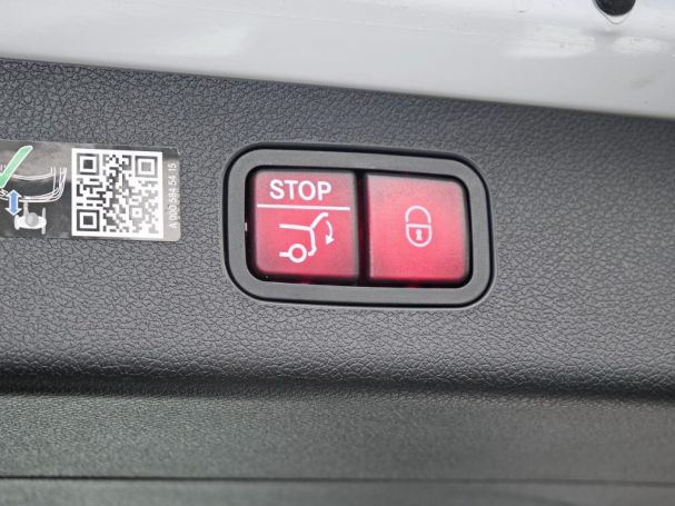Mercedes-Benz E 300 de 4M T AMG Distronic Memory 360° AHK