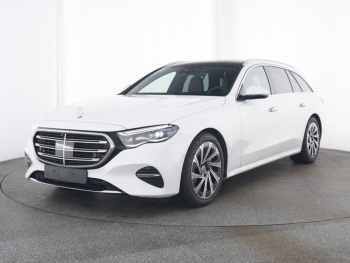 Mercedes-Benz E 300 de 4M T Exclusive Panorama Distronic 360°