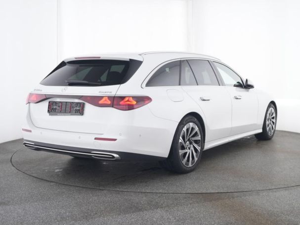 Mercedes-Benz E 300 de 4M T Exclusive Panorama Distronic 360°