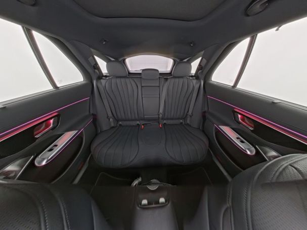 Mercedes-Benz E 300 de 4M T Exclusive Panorama Distronic 360°
