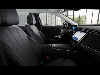 Mercedes-Benz E 300 de T Avantgarde Distronic Memory 360° AHK
