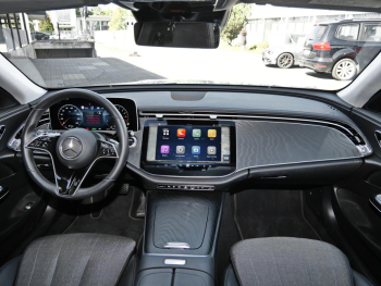 Mercedes-Benz E 300 de T Avantgarde Distronic Memory 360° AHK