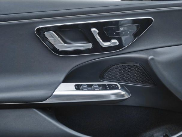 Mercedes-Benz E 300 de T Avantgarde Distronic Memory 360° AHK
