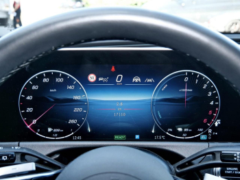Mercedes-Benz E 300 de T Avantgarde Distronic Memory 360° AHK