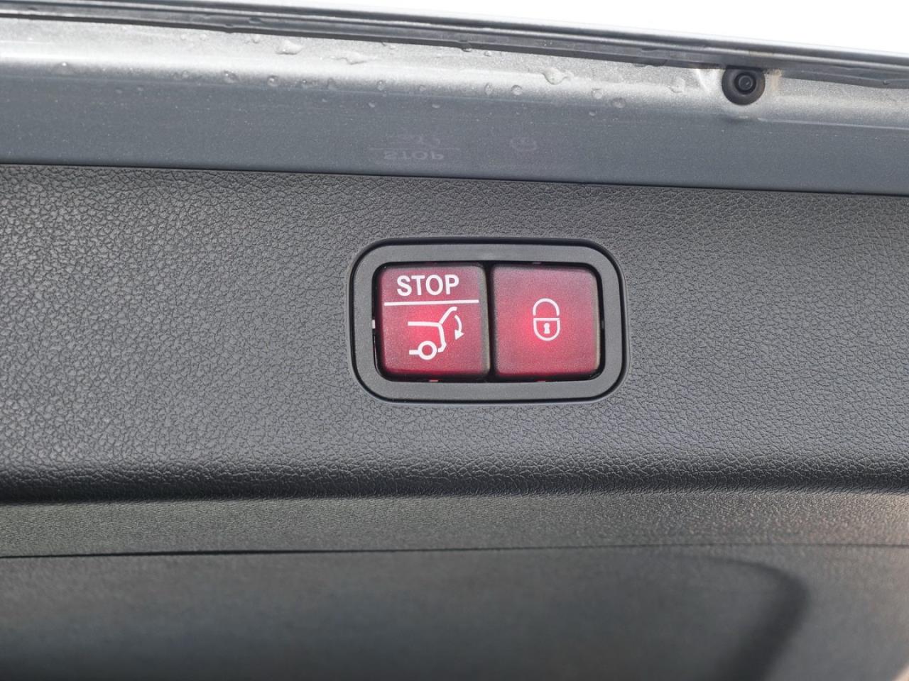Mercedes-Benz E 300 de T Avantgarde Distronic Memory 360° AHK