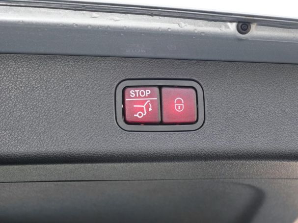 Mercedes-Benz E 300 de T Avantgarde Distronic Memory 360° AHK